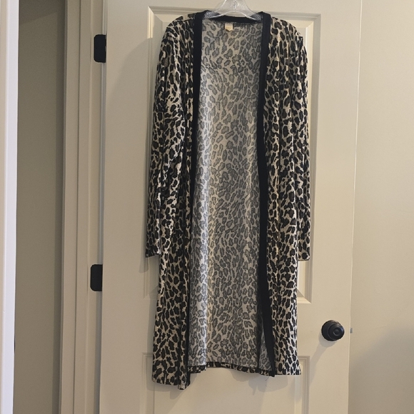 Leopard Print Women's Cardigan - Picture 1 of 1